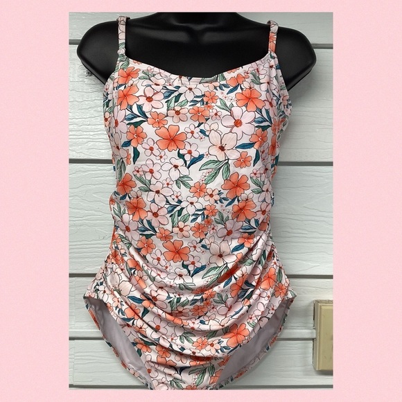 Floral one piece swimsuit 2 - Picture 5 of 5